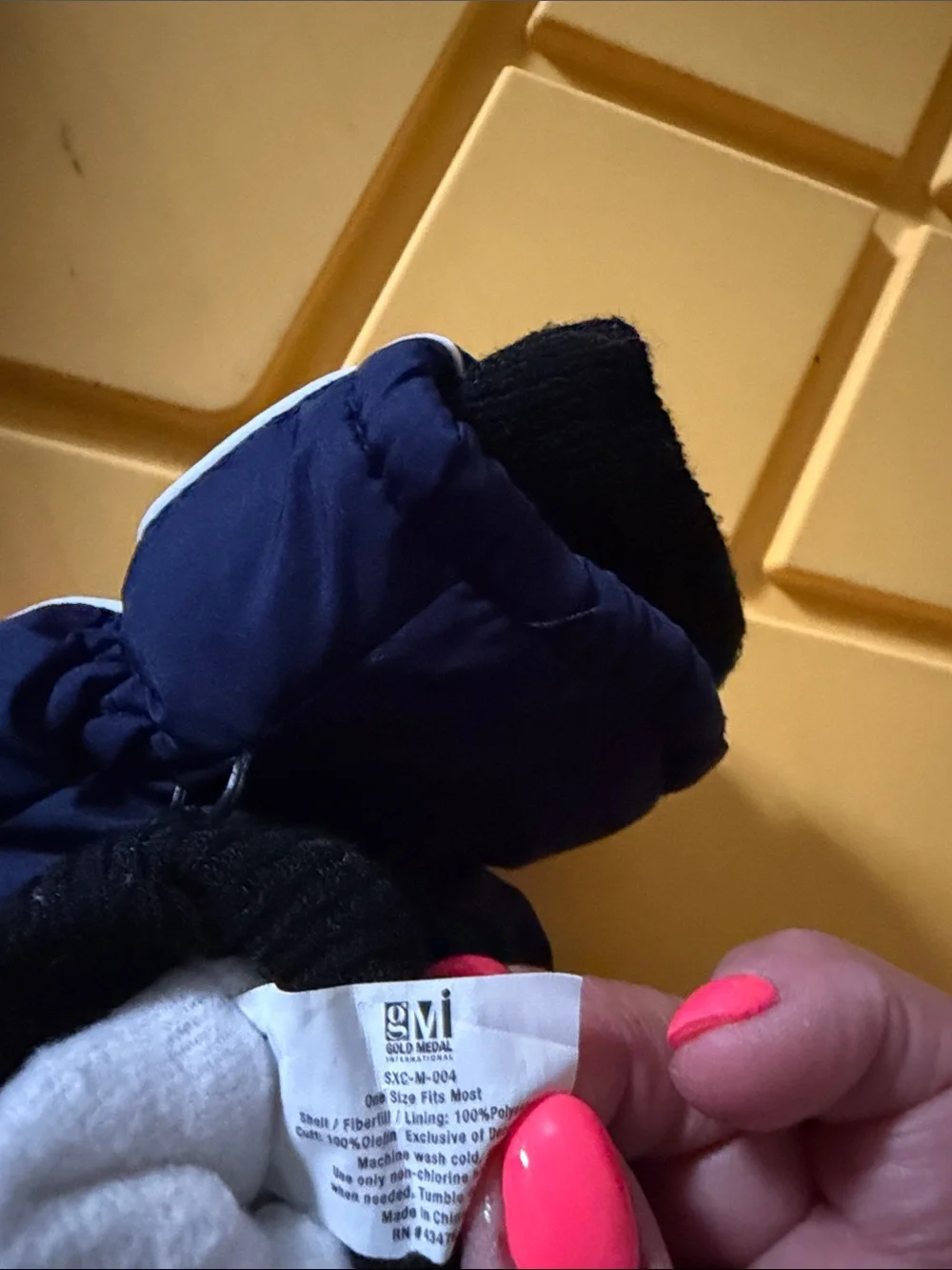 Kids Winter Mittens - Navy and Red